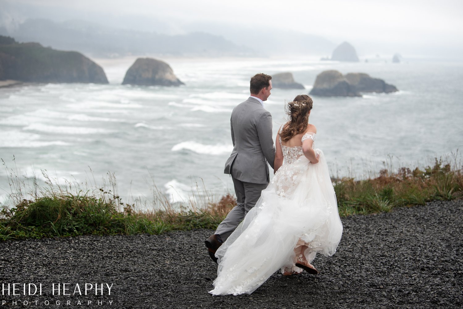 Cannon Beach Wedding, Cannon Beach, Cannon Beach Photographer, Oregon Coast Wedding, Oregon Coast Photographer_7.jpg