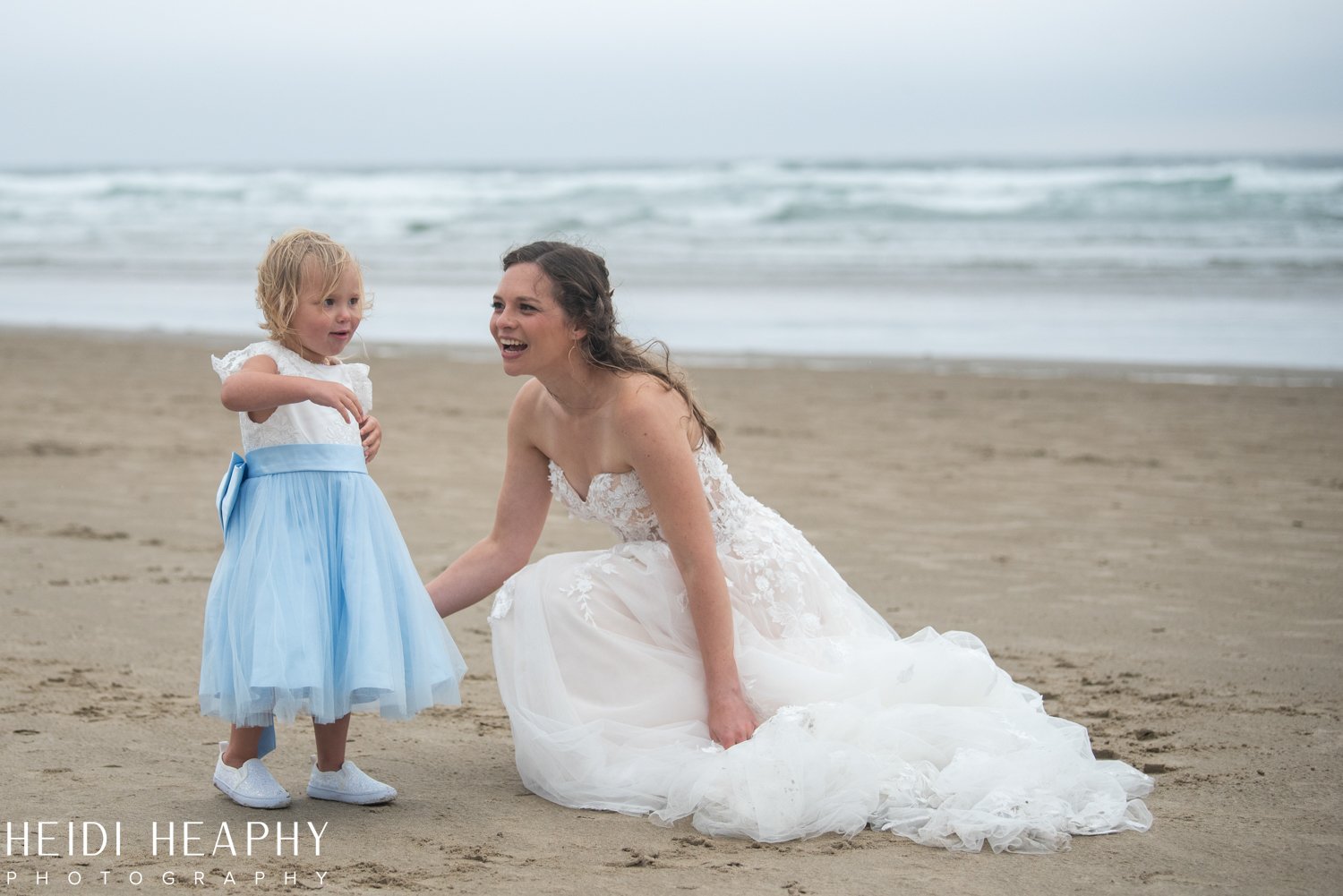 Cannon Beach Wedding, Cannon Beach, Cannon Beach Photographer, Oregon Coast Wedding, Oregon Coast Photographer_35.jpg