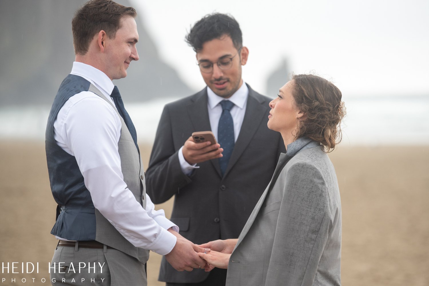 Cannon Beach Wedding, Cannon Beach, Cannon Beach Photographer, Oregon Coast Wedding, Oregon Coast Photographer_62.jpg