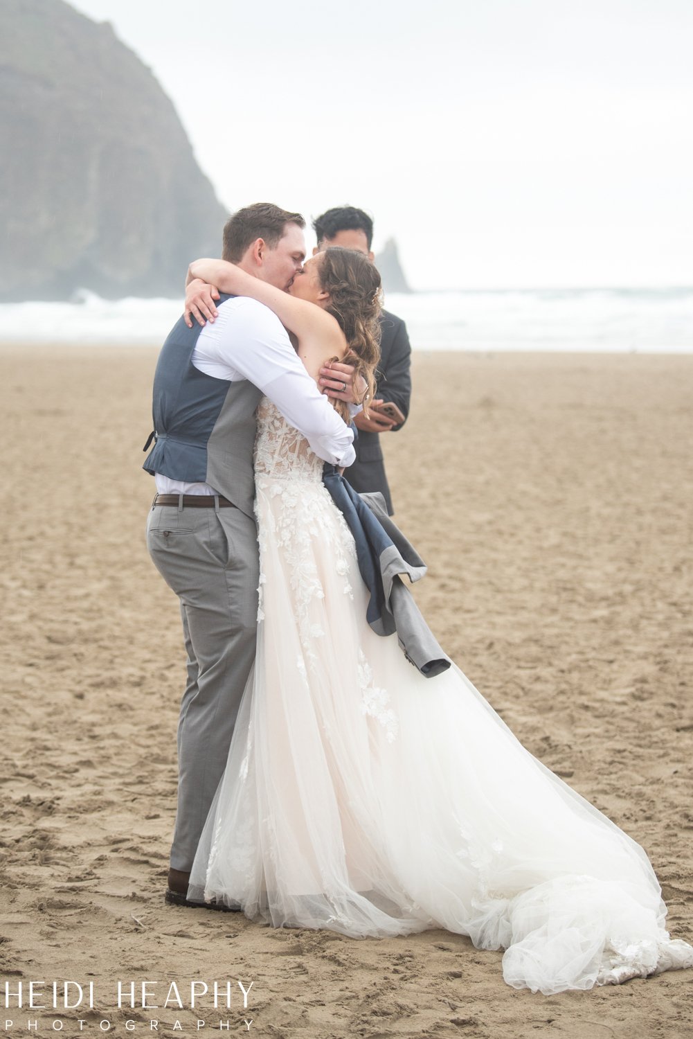 Cannon Beach Wedding, Cannon Beach, Cannon Beach Photographer, Oregon Coast Wedding, Oregon Coast Photographer_63.jpg