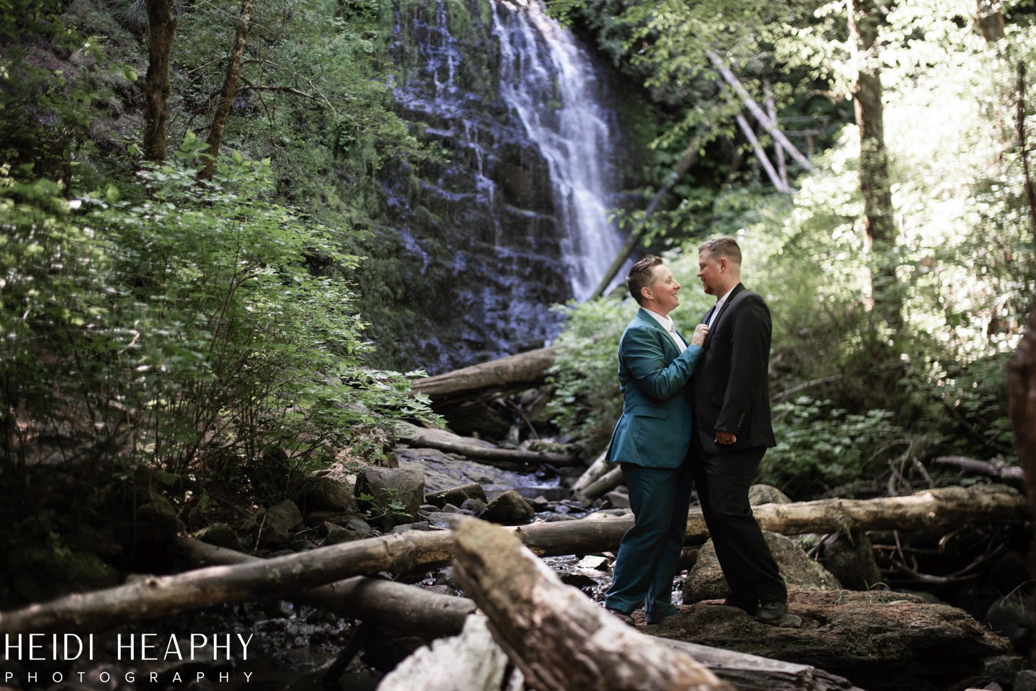 Oregon Coast elopement, Oregon Coast photographer, Oregon Coast wedding photographer_8.jpg