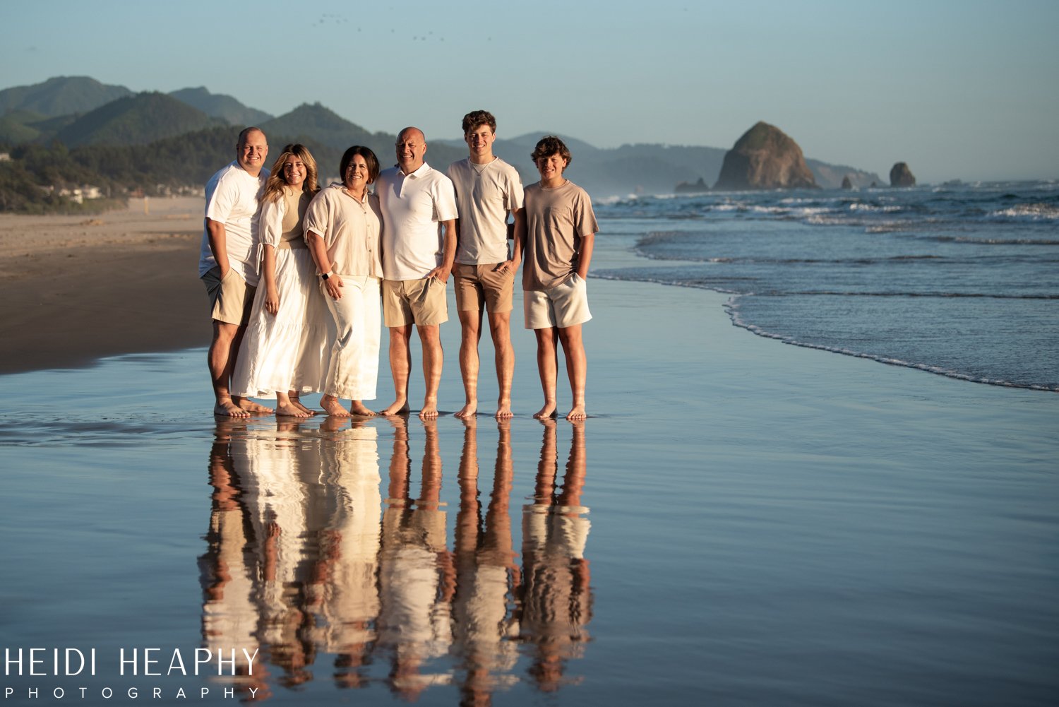 Cannon Beach photographer, Cannon Beach family photographer, Cannon Beach, Oregon Coast photographer_13.jpg