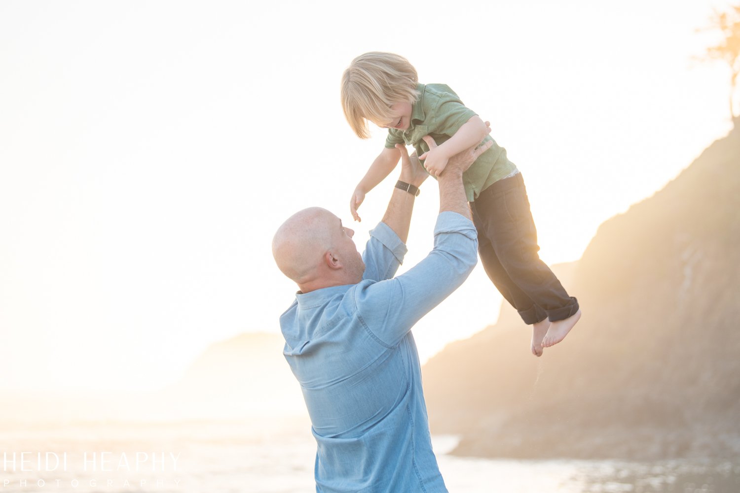 Cannon Beach Photographer, Cannon Beach, Oregon Coast Photographer, Oregon Coast, Cannon Beach Family Photographer_10.jpg