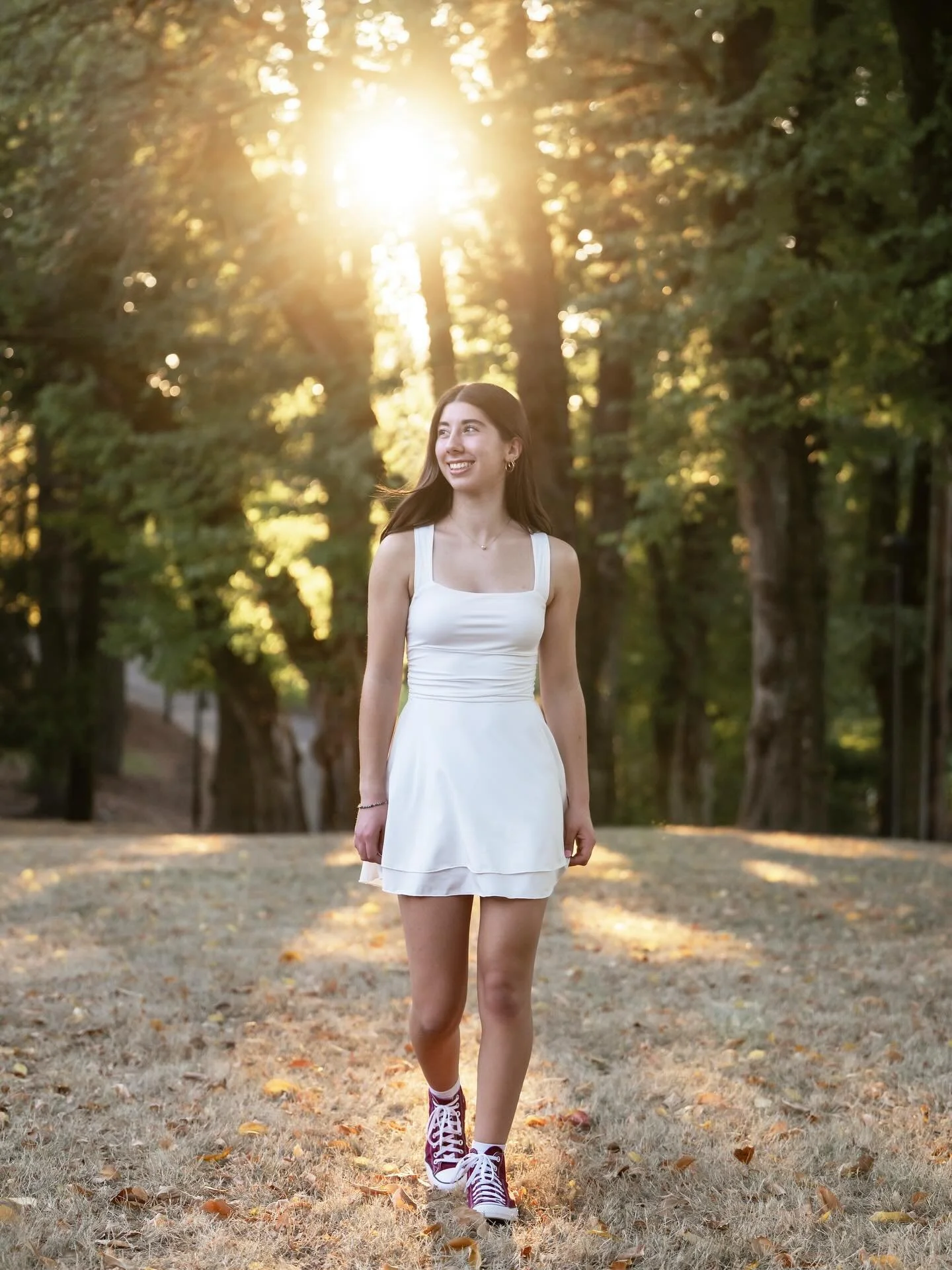 Posting has slowed down over here, but photographing sessions and editing are still in full force. 

I met gorgeous Anne and her family on a sunny Oregon evening last month. We had such a fun time twirling in the sunshine and wandering around to find