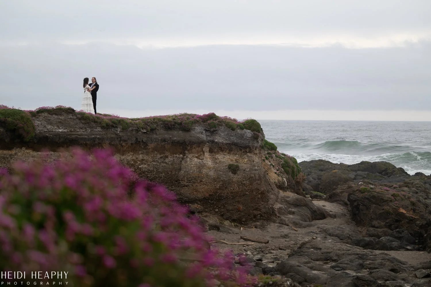 Oregon Coast Wedding, Oregon Coast Photographer, Cape Perpetua wedding, Yachats wedding, Yachats photographer_-61.jpg