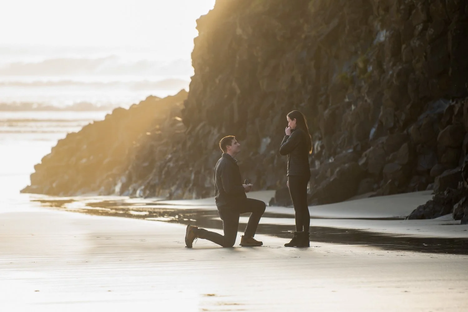 Oregon Coast Photographer, Oregon Coast Wedding Photographer, Cannon Beach Photographer, Cannon Beach Engagement-1.jpg