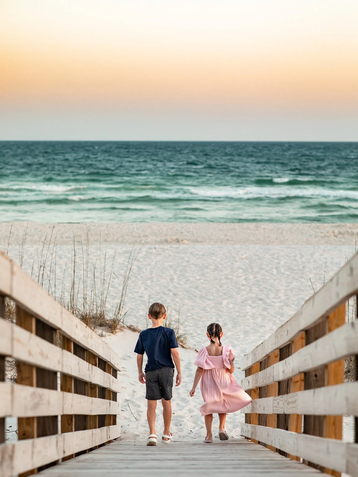 Thinking back to our amazing beach trip earlier this year ❤️ I can&rsquo;t wait to go back for fall break! If you&rsquo;ll be in the Florida panhandle as well and you&rsquo;re interested in doing a beach session please reach out!! Family sessions on 