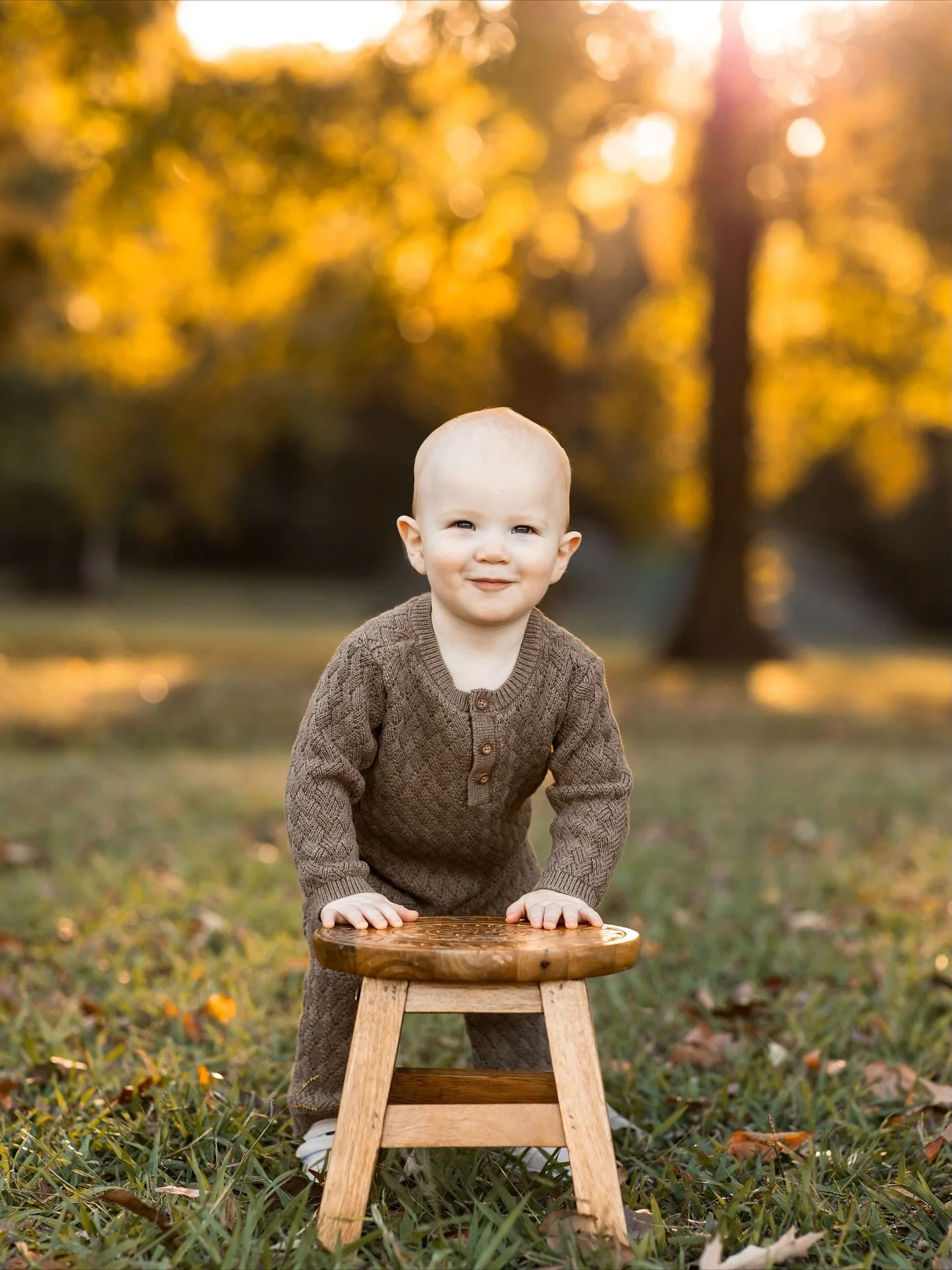 Taking time to capture milestones during a family session makes them even more special 😍 I&rsquo;ve had the privilege of capturing these two twice and it has been such a joy each time! 

#joyinphotoloop2025