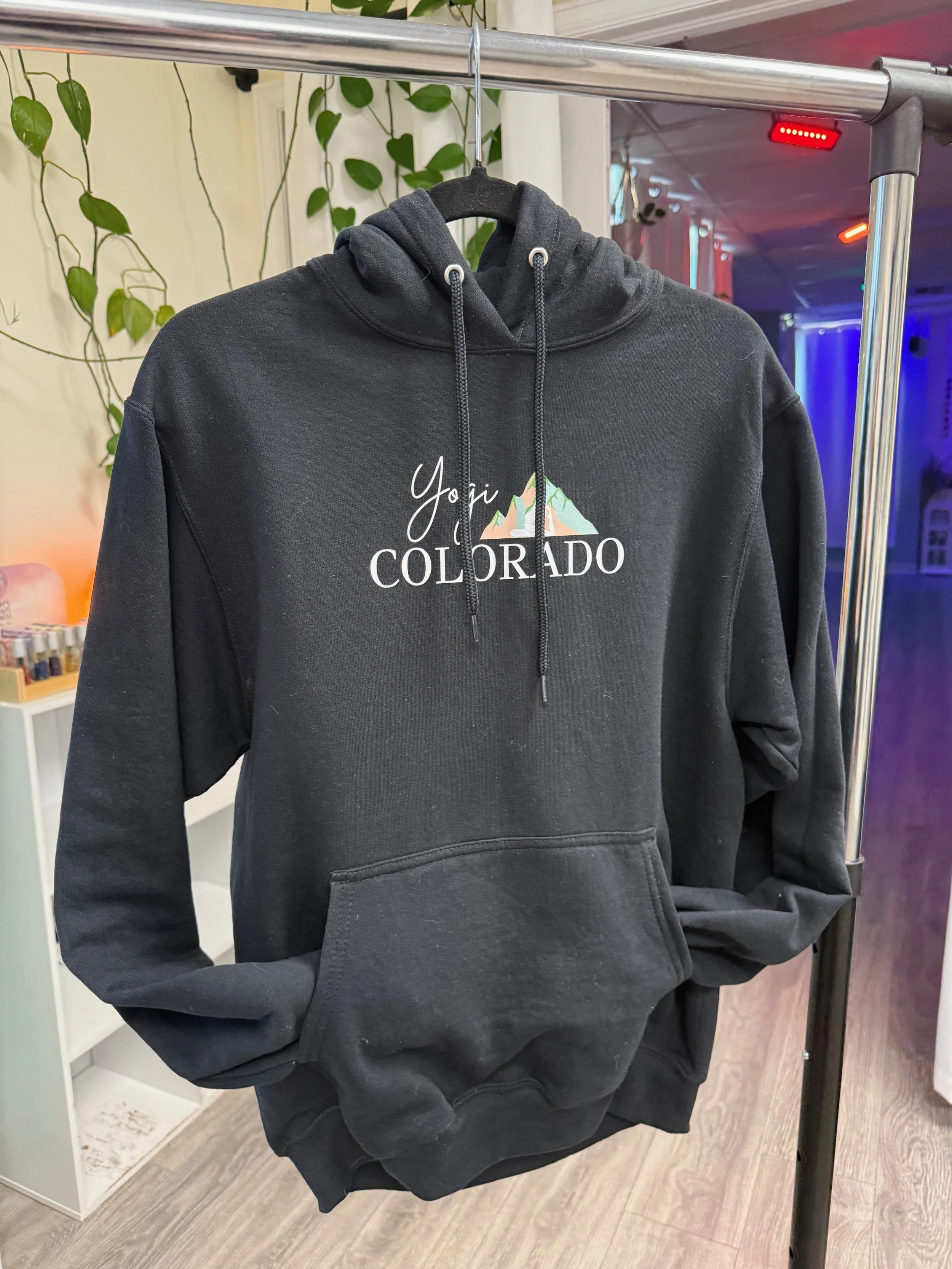Yogi Colorado Pullover Hoodie