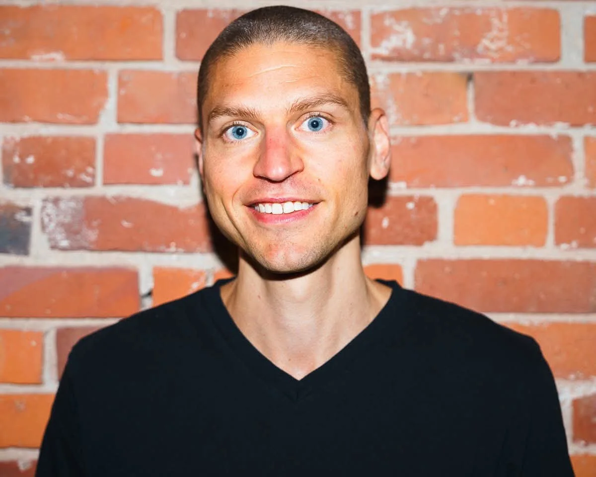 Adam Tiller 2.jpg