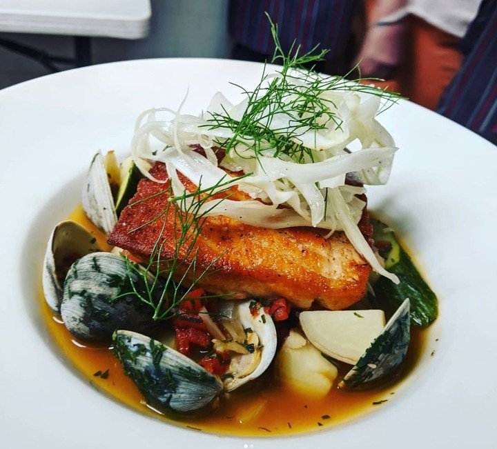 @abigailsbistro celebrated 15 years as a Highland Park restaurant on April 9! 🎊

Owner and executive chef, Michael Paulson brings over 20 years of experience to the table, emphasizing fresh and local ingredients in every dish. With a menu that refle