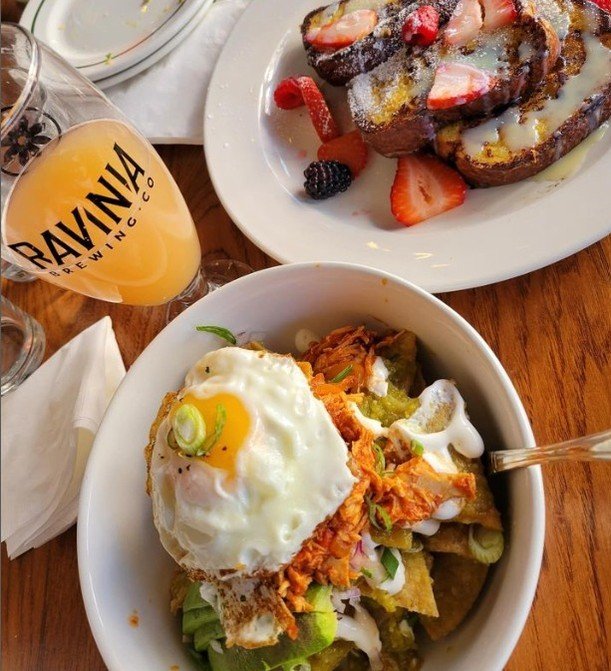 Celebrate the moms in your life at @raviniabrewing this Sunday. Enjoy a Mexican-style Mother's Day Brunch and a free mimosa for mom! 💗💐

Call ahead for reservations - no fee for large groups.

📷: Ravinia Brewing Company | 582 Roger Williams Ave. |