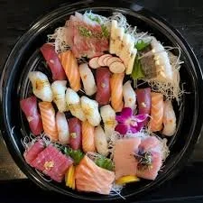 SUSHI BADAYA PLATE.jpg