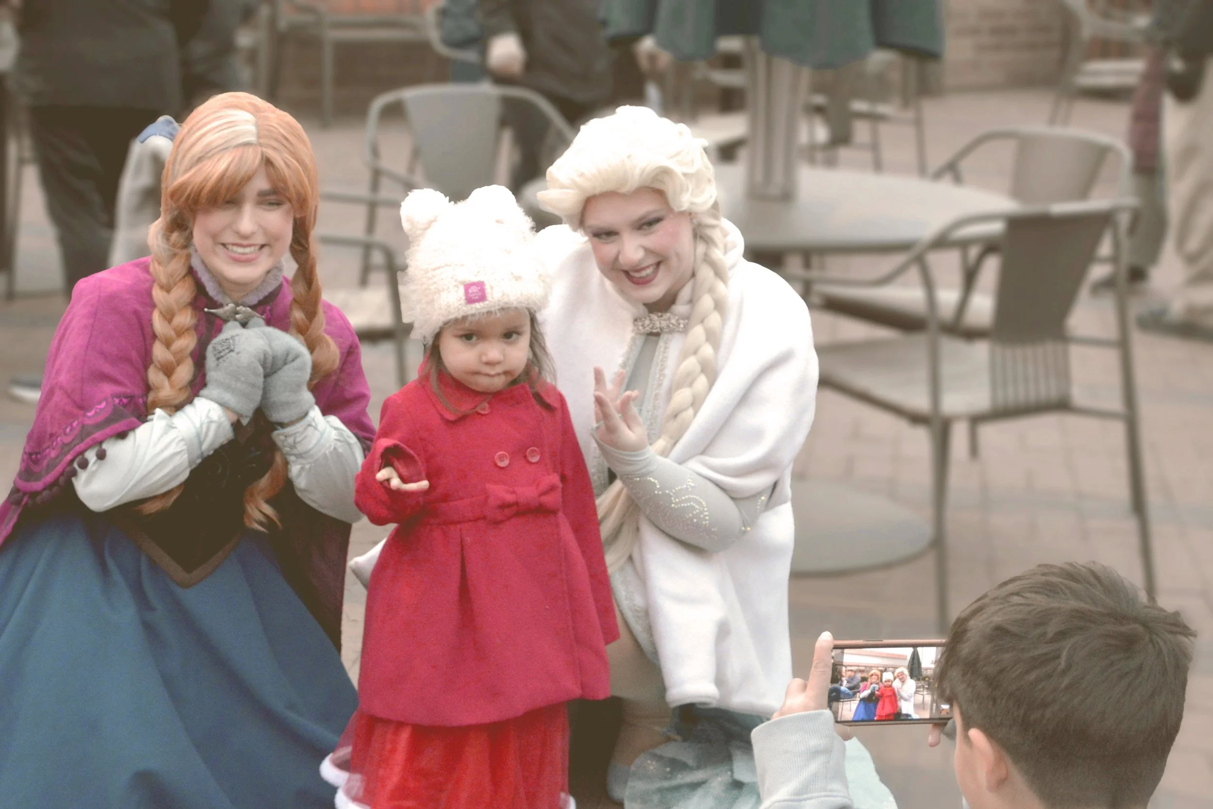 HOLIDAY LIGHTING 2025 (30).JPG