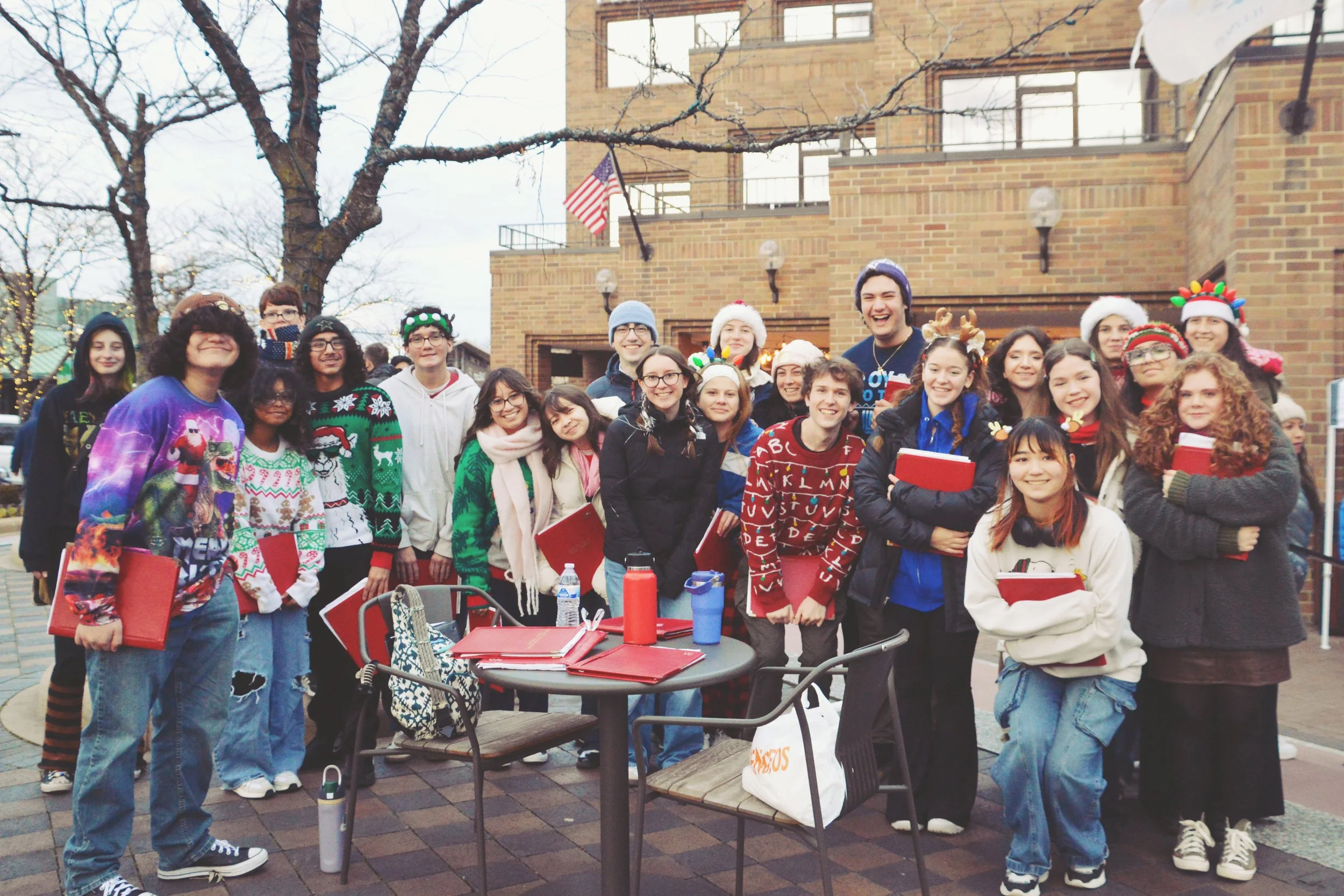 HOLIDAY LIGHTING 2025 (7).JPG