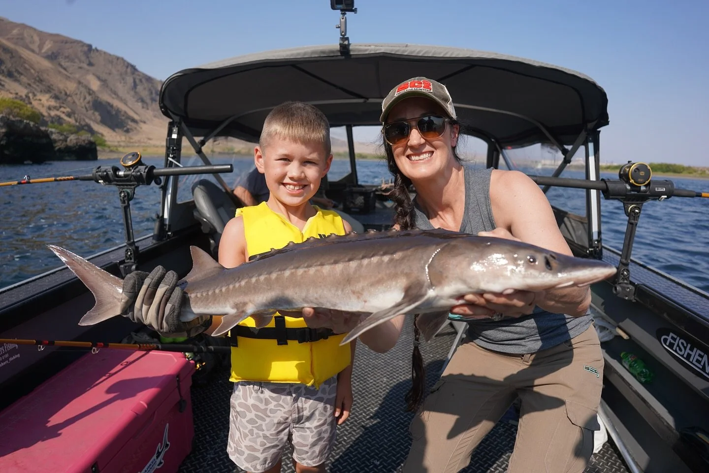 Sturgeon fishing success in Washington! 🎣

Jax landed several nice fish, and we had the pleasure of sharing the boat with the amazing grandpa&ndash;granddaughter duo, Alan and Lucy, for day two with @markeloutdoors. This trip was an auction item thr