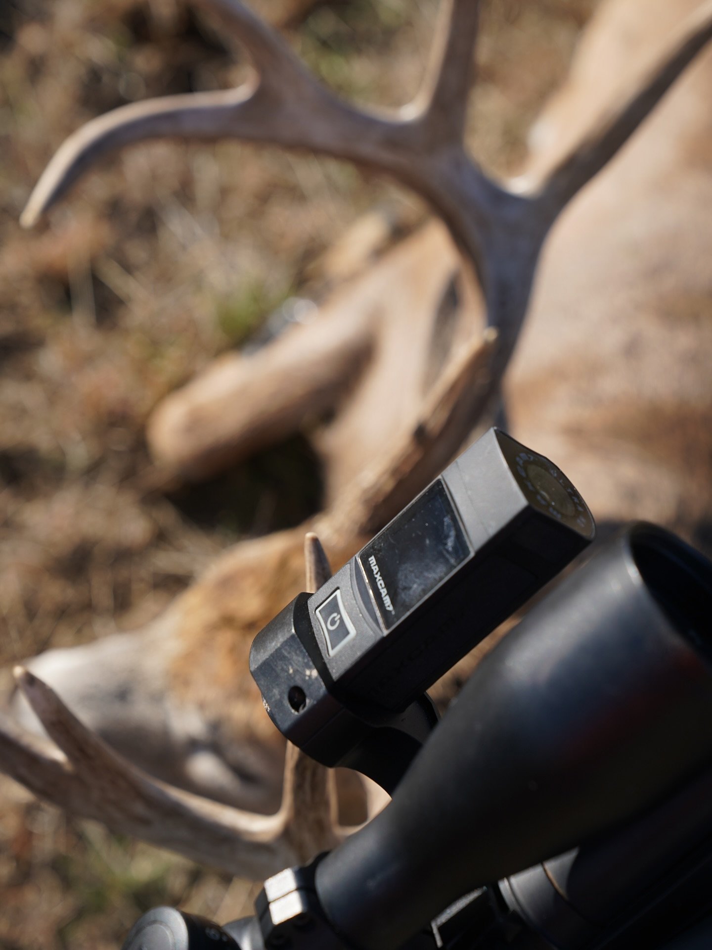 Whether you&rsquo;re hunting with a gun or a bow, the MaxCam 7 is an incredible way to capture your hunt in 4K with the push of a button. 

You get crisp, steady footage to share with your kids and family or on social media&hellip;plus memories you c