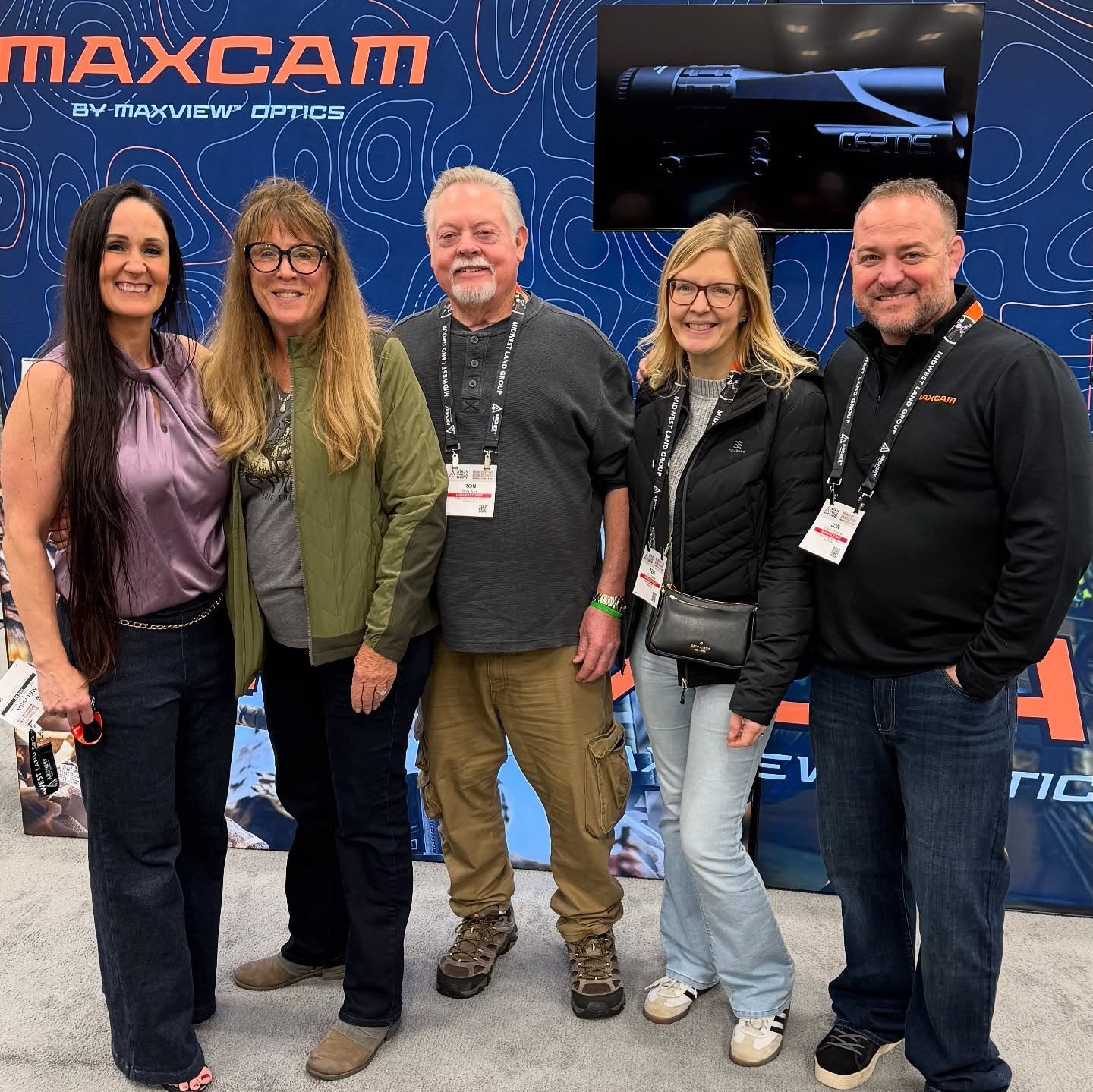 Awesome day at the @archerytrade_ in Indy!! Sure enjoyed seeing everyone and checking out all the new products. 🏹 @maxcampov @eastonarchery @rage_broadhead @rhinoblind @hhasports