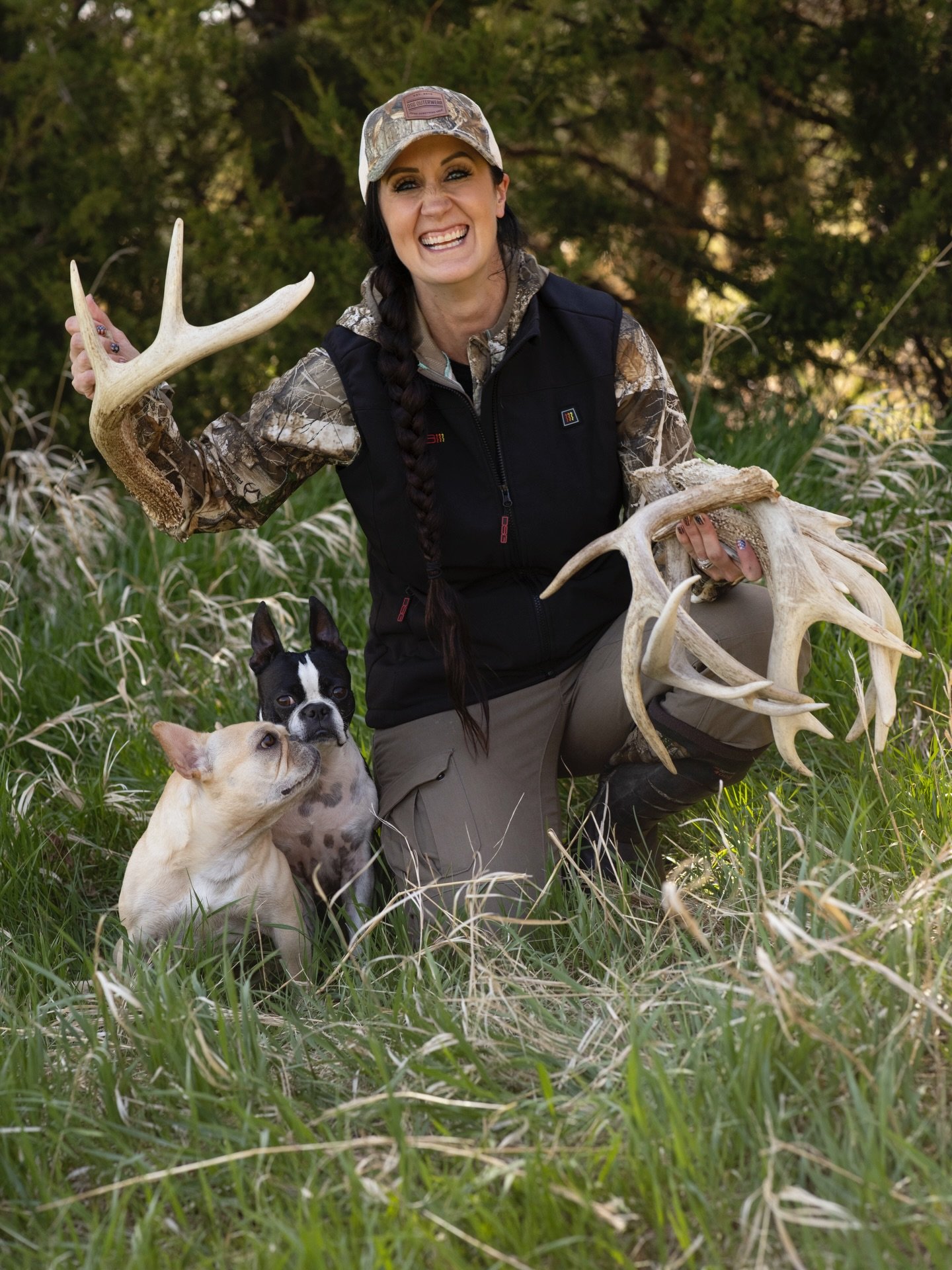 Don&rsquo;t miss out!! 🔥 @dsghunt is having a huge sale on ALL their heated gear! From heated vests and base layers to socks and gloves&hellip;I absolutely love this stuff and wear it all the time.

Perfect for hunting, fishing, chores, shed hunting