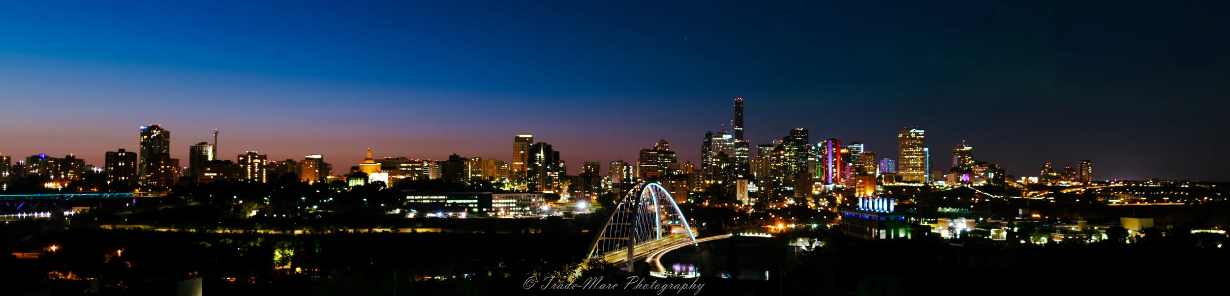 Northern Lights over downtown-7.jpg