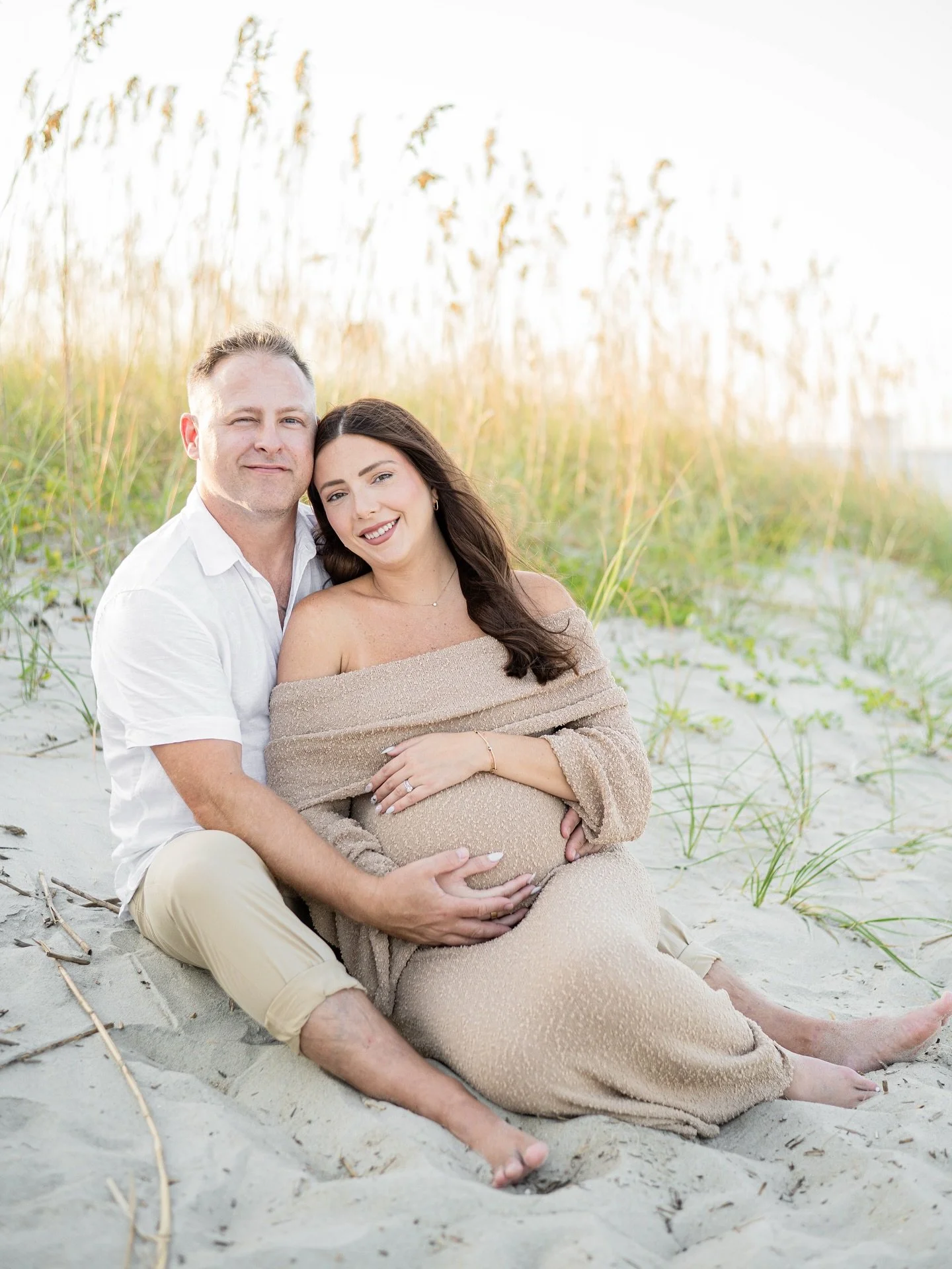 Maternity sessions on Tybee 🤩 I can&rsquo;t wait to meet your little one Madison &amp; Travis!