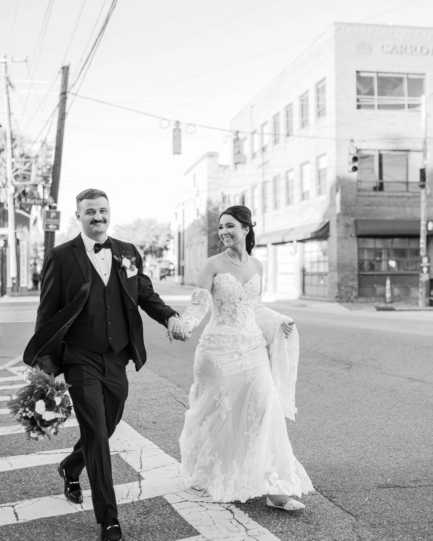 Sydney &amp; John tied the knot surrounded by the sweetest holiday details. Twinkling lights, festive touches, and all the cozy Christmas charm. Proof that winter weddings in Charleston are truly something special 🎄

Charleston Wedding Photographer 