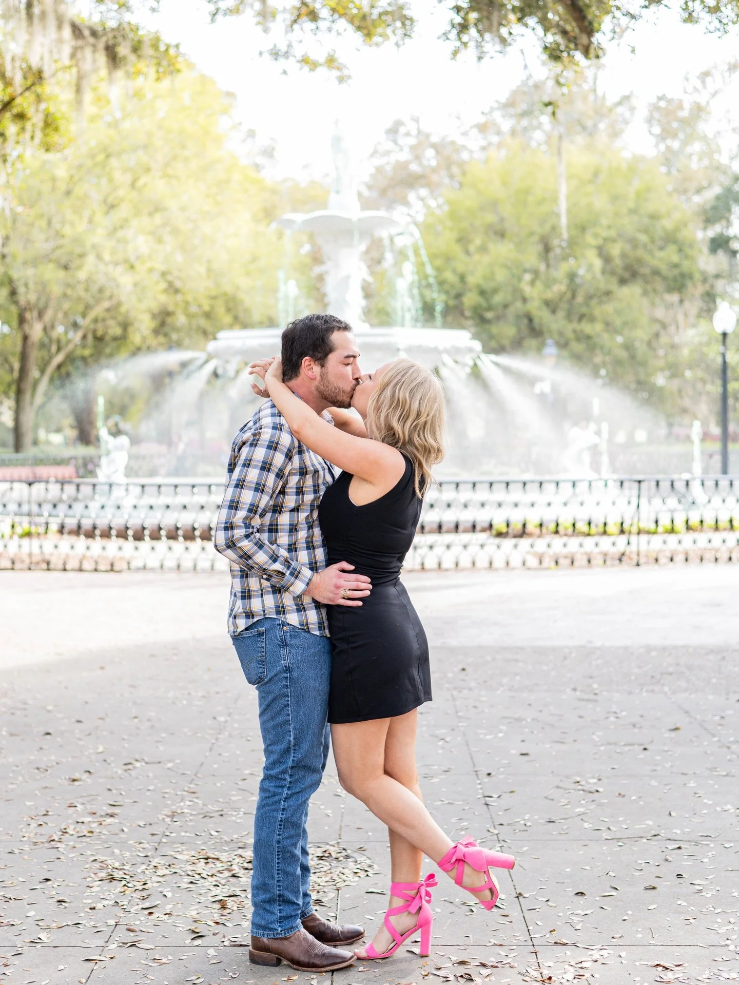 Spring engagement photos at Forsyth 🌸