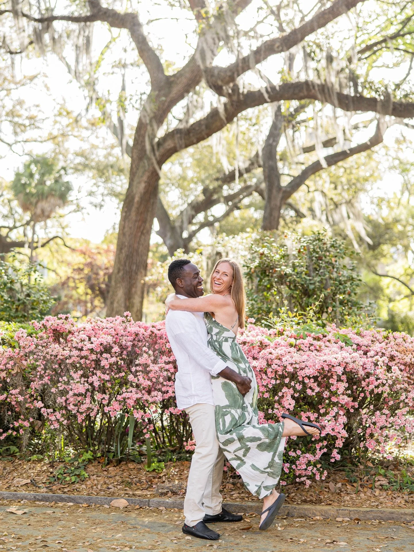 Noelle &amp; Marcel 🤩 such a gorgeous couple! 

Associate shot by my amazing friend @hart2heartphotography 

Savannah Wedding Photographer | Savannah Photographer