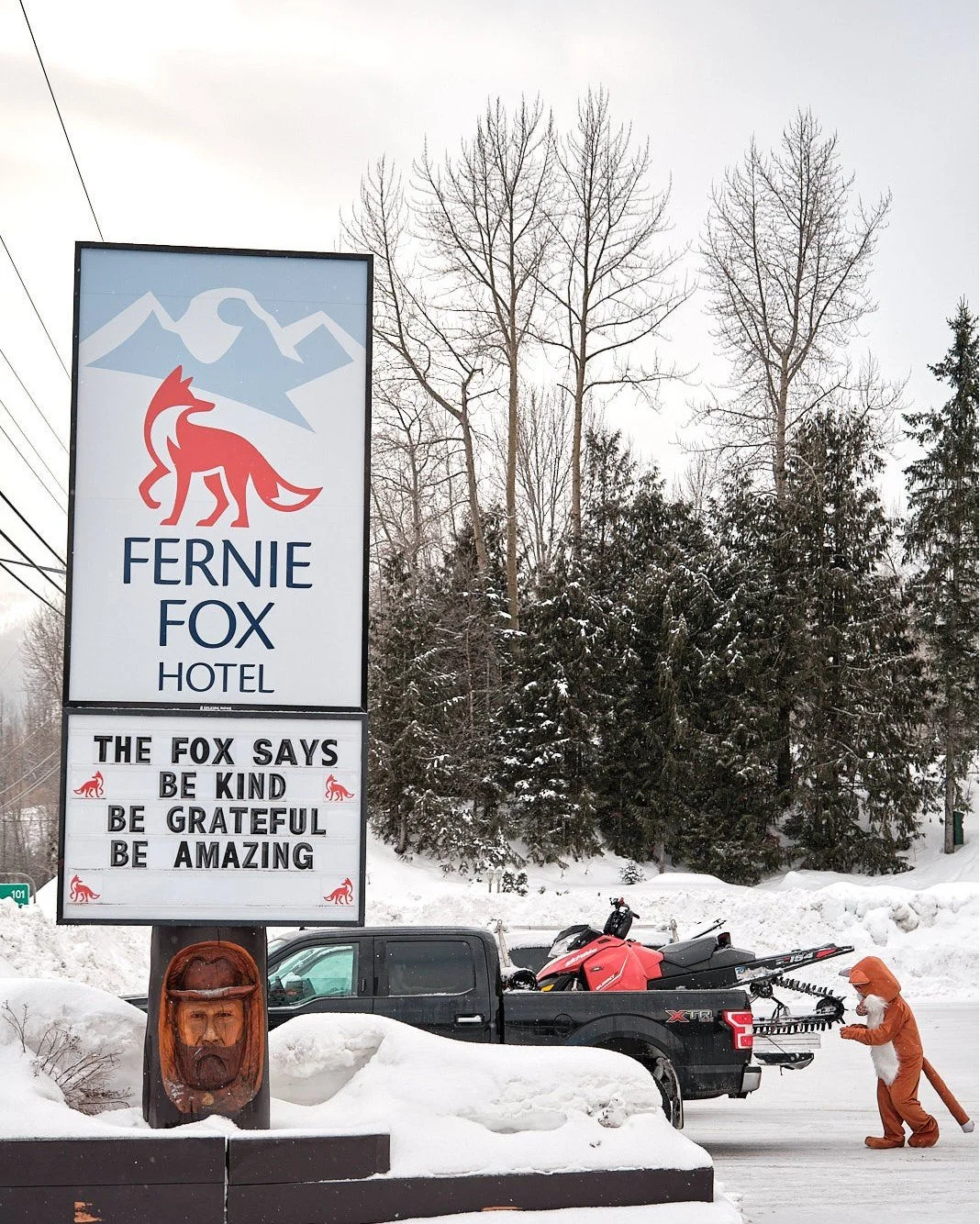 Winter visitors roll into Fernie from all over North America &mdash; and the hotels fill up fast. But here&rsquo;s the thing: not every place that hosts sledders actually supports the community behind the scenes.

The @ferniefoxhotel does.
Every. Sin
