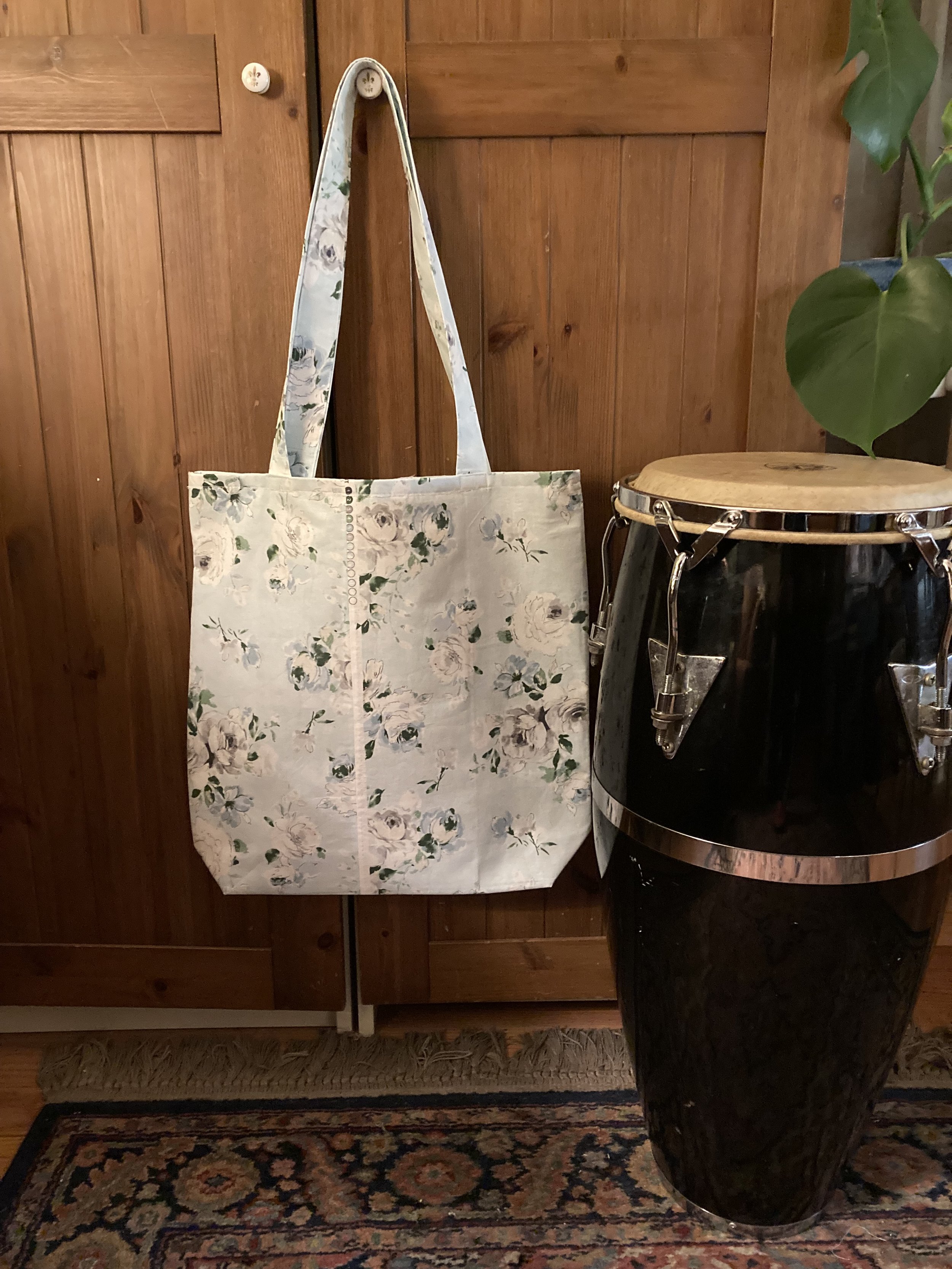RHYTHMgirl SPRING TOTE blue grey floral.jpg
