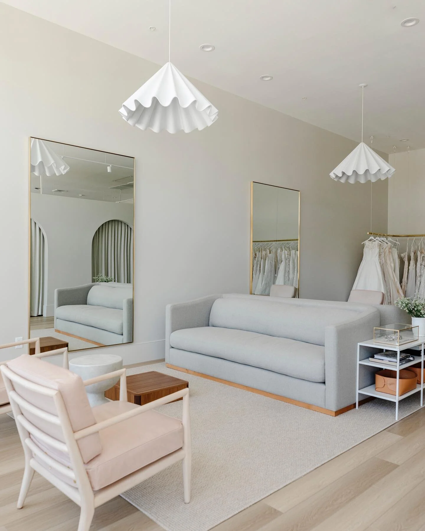 Welcome to Frankie Jane 🤍

At Frankie Jane Couture Bridal we pride ourselves on our exclusive and unique experience. Each one of our brides gets are full and undivided attention. We care about you the second you walk into our store and will care abo