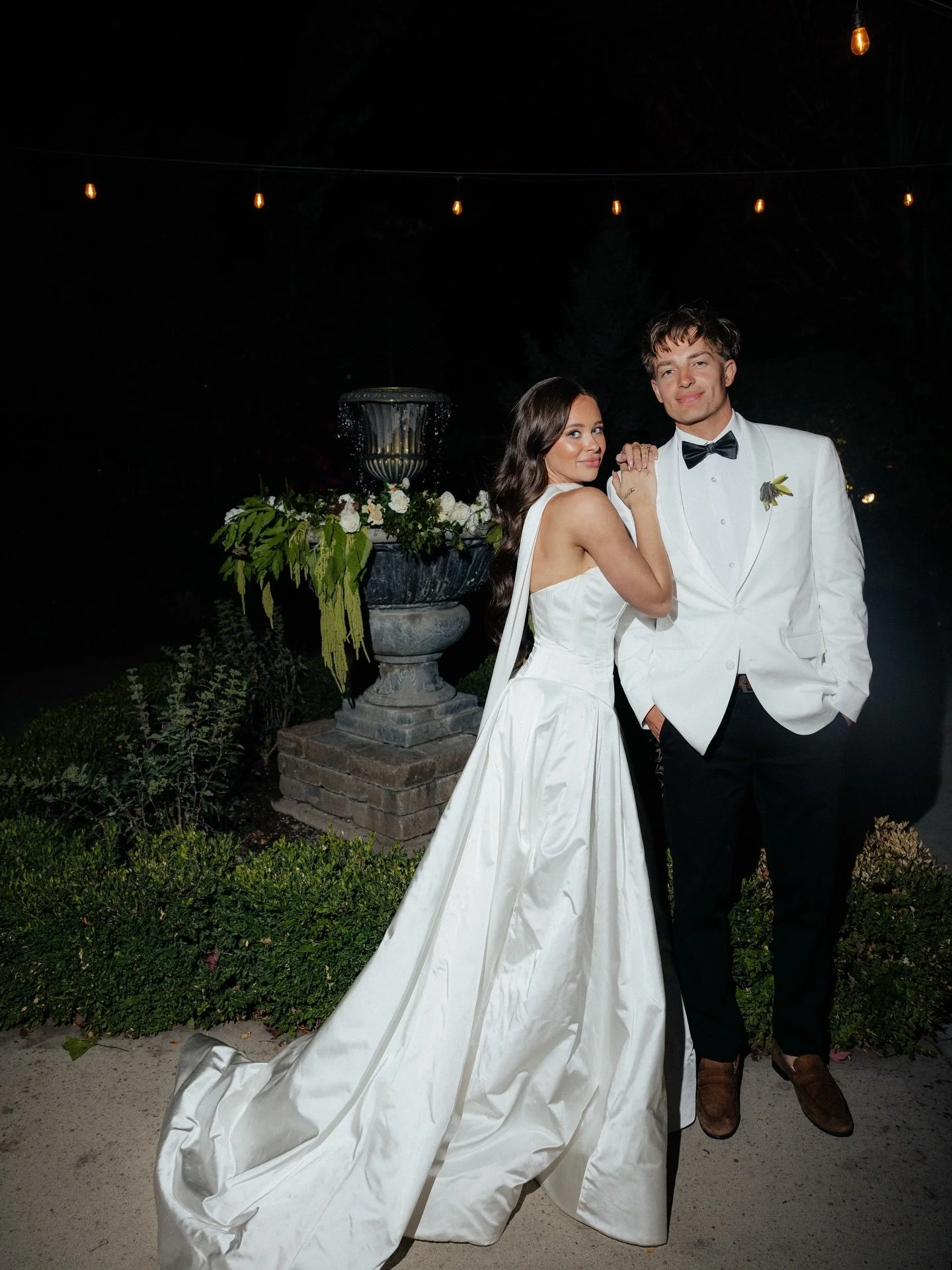 Vanderbilt by @houseofrenhue &hellip; the type of dress you want want to change out of 🤍💫 #frankiejanebride 

#realbride #weddingdressinspiration #weddinginspo