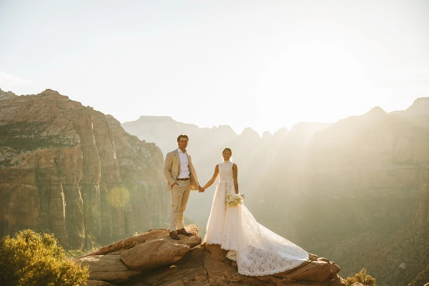 #frankiejanebride taking our breath away wearing magnolia by @ritavinieris 🤍

#weddingphotography #weddingdressinspo #laceweddingdress #utahbridals