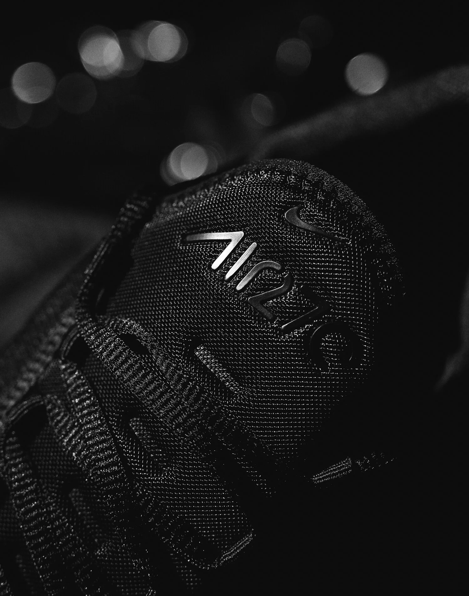 Nike - AIR MAX 270 2.jpg