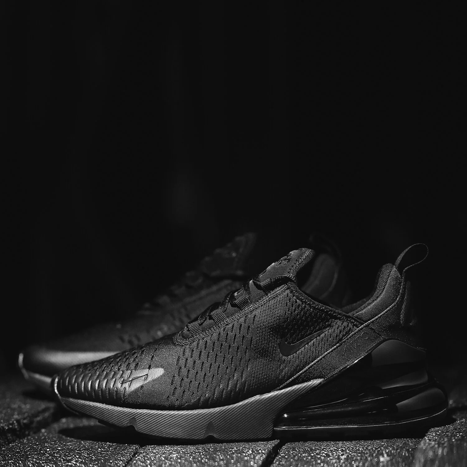 Nike - AIR MAX 270 3.jpg