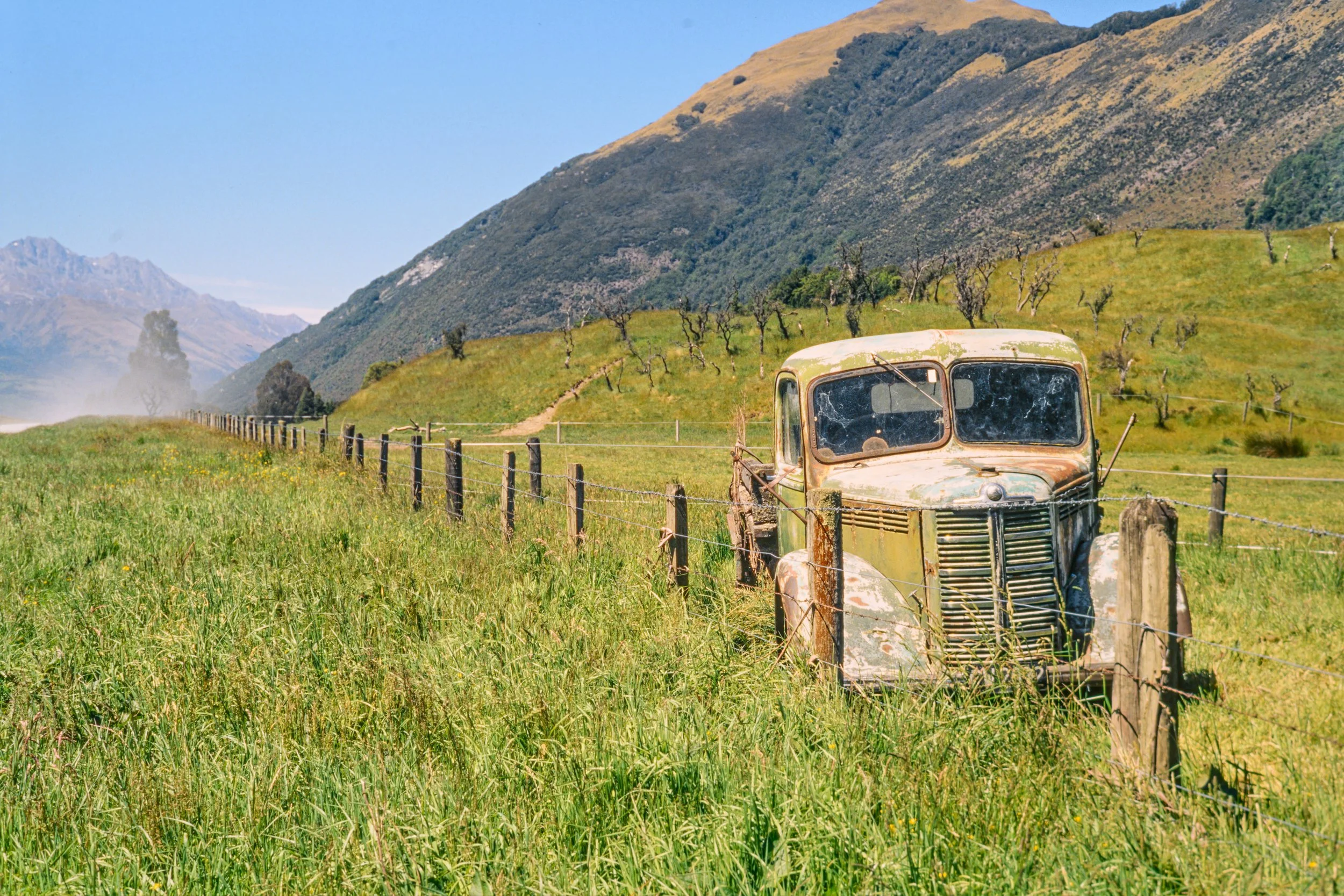 New Zealand rusty car High Country Horses Sign Kodak Ektachrome 100 film analog nikon f5
