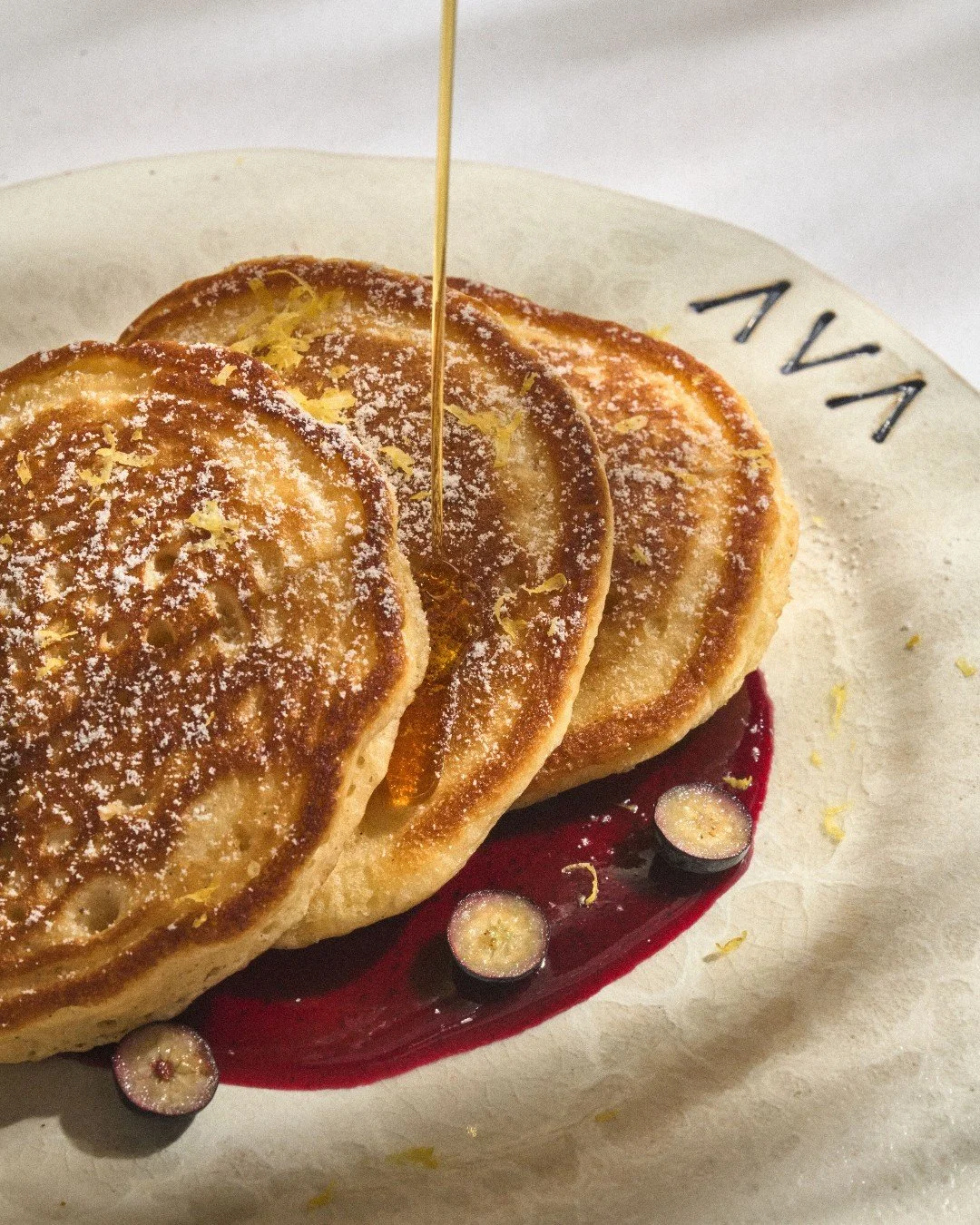 Fresh Mediterranean plates, beautiful surroundings, and good company. Spend your weekend brunch with us at AVA Winter Park. See you soon! ✨ #AVAMediterrAegean | #PAREA