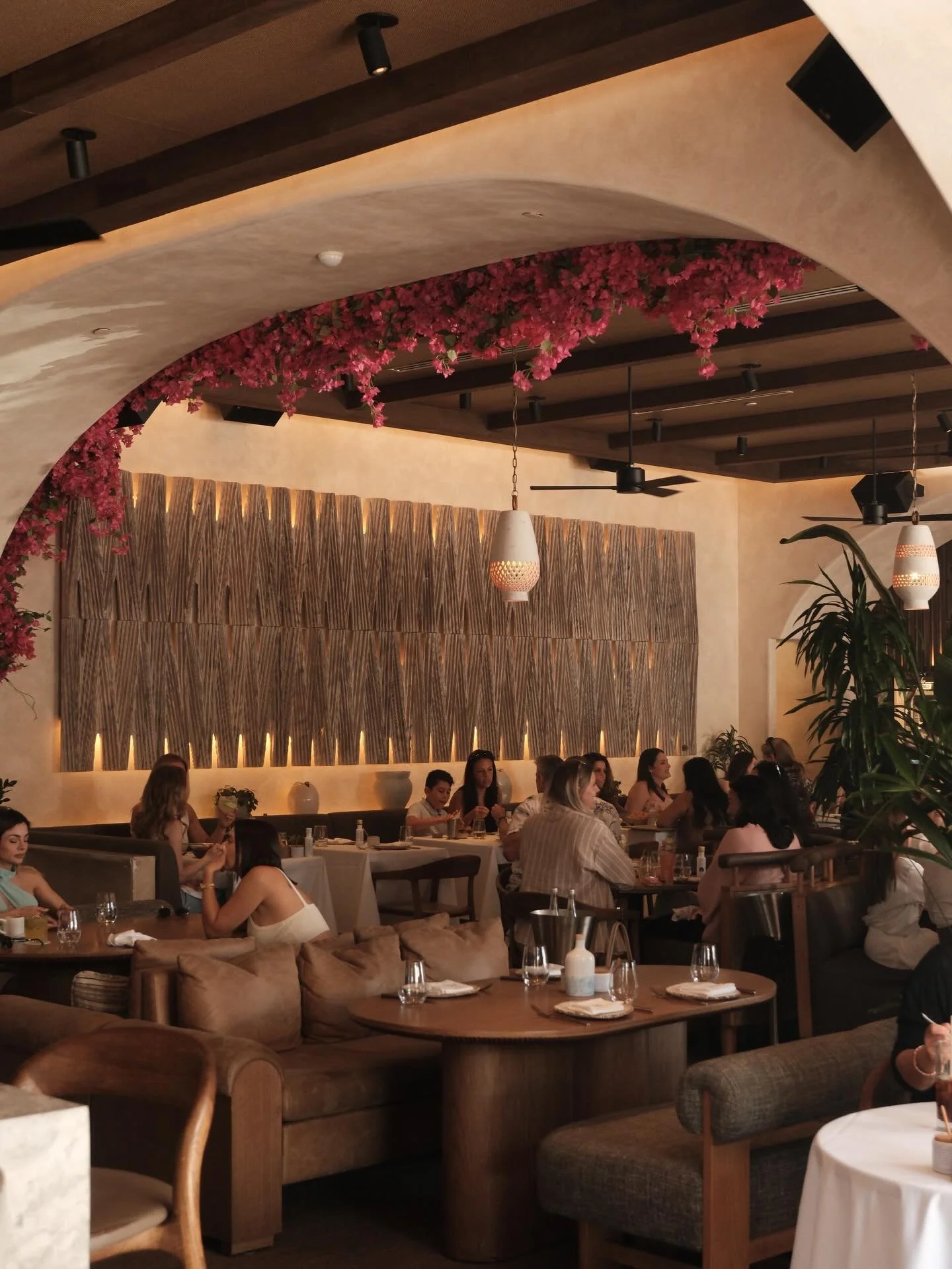 At AVA Winter Park, brunch is a moment to gather, unwind, and savor the flavors of the MediterrAegean. From beautifully plated dishes to refreshing mimosas, every detail invites you to stay a little longer. Will you be joining us this weekend? 🌞#AVA