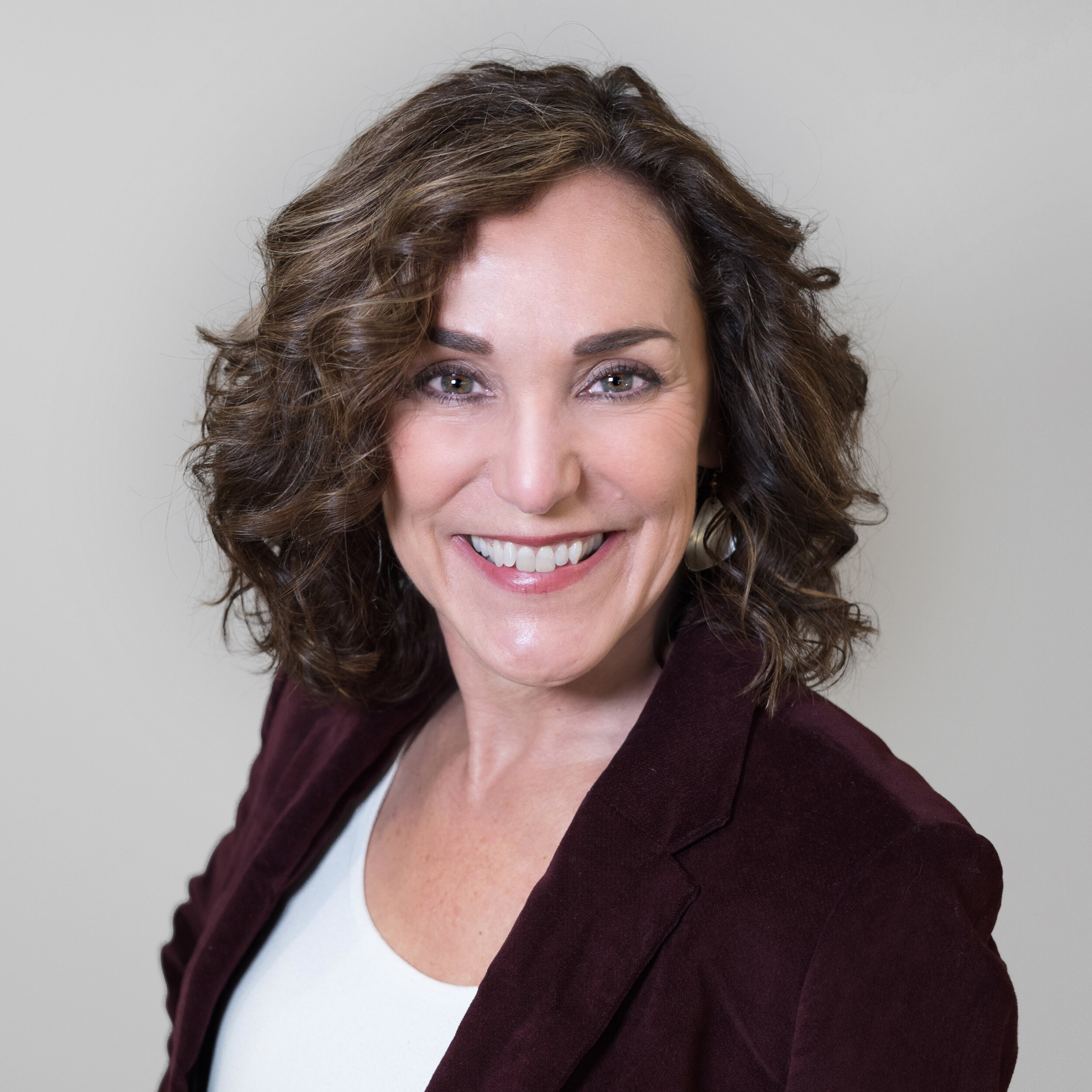 wendywatson_profile head shot cropped Oct 2018.jpg
