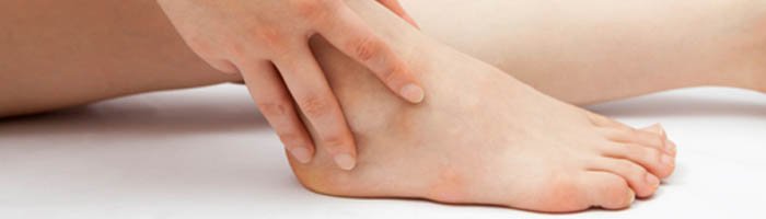 Flat feet: Symptoms and Treatment