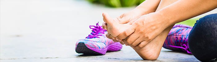 Why do my feet go numb when running?