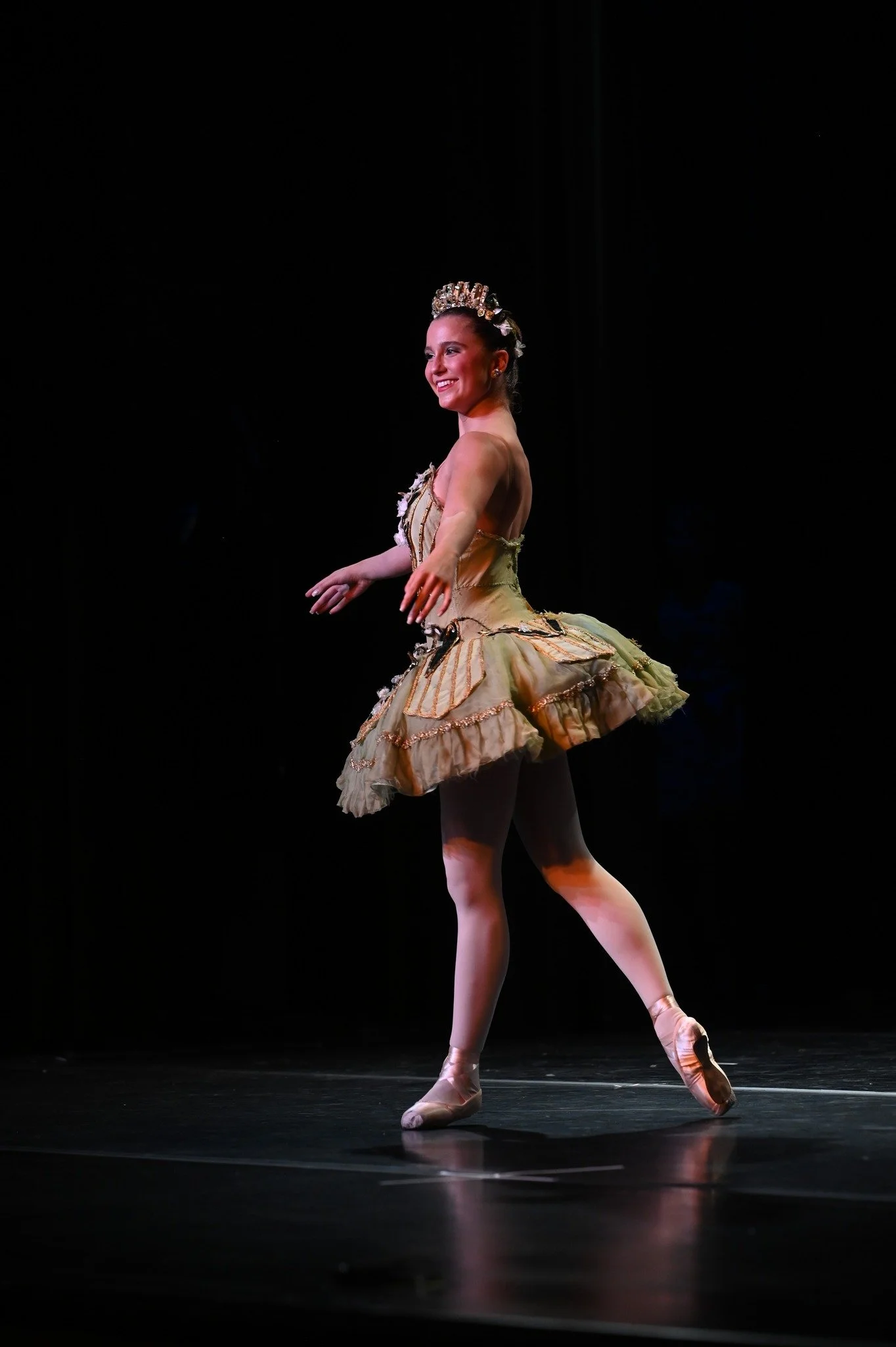 In The Sleeping Beauty, the Fairy of the Woodland Glade bestows generosity to Aurora.  Congratulations to Jillian on her generous performance! 💚🌸 #dancerlife #noladance #noladancers #dance #dancer #ballet #supportballet #sleepingbeauty #livetheater