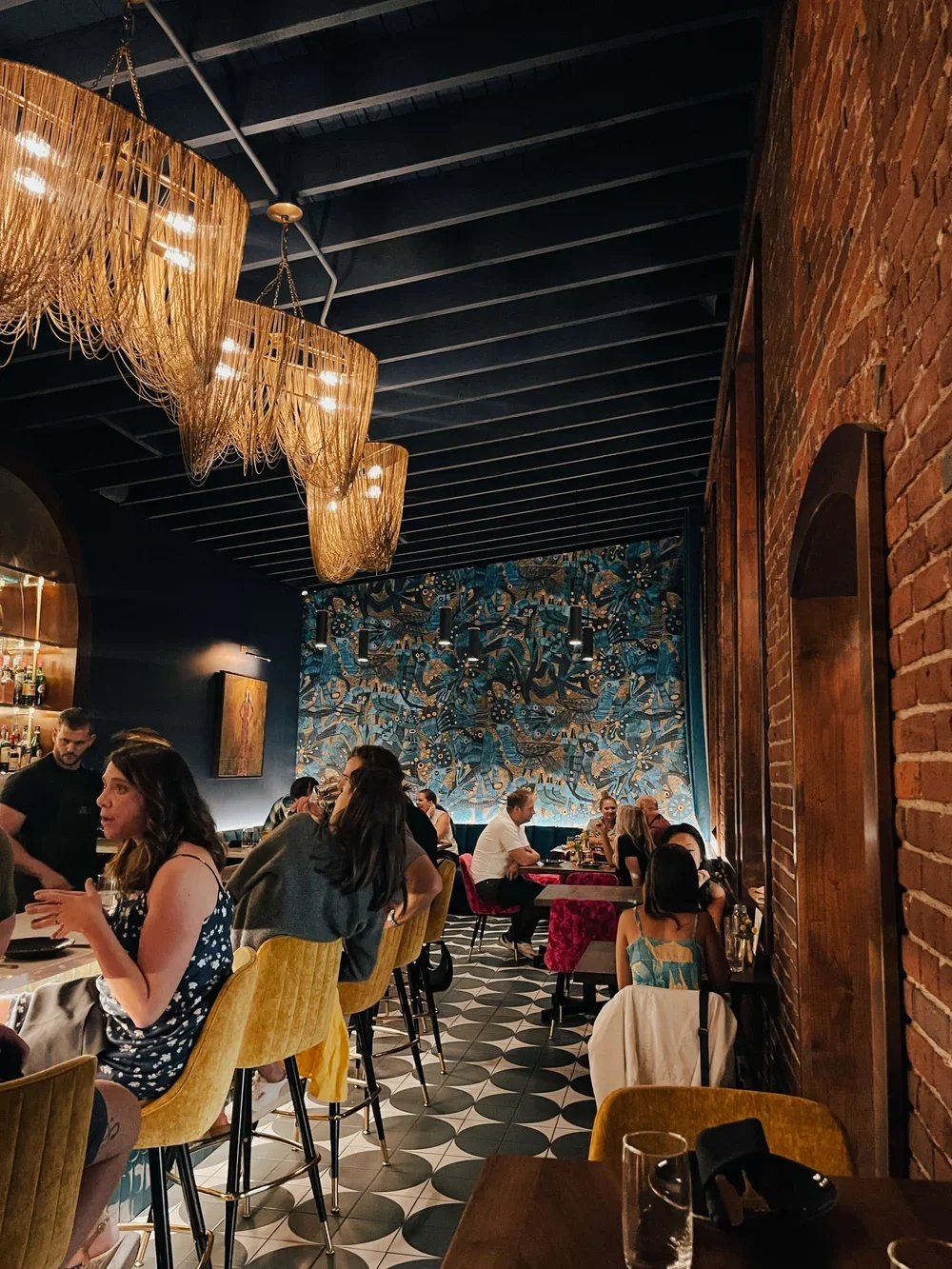 Eat Like a Local: 3 Great Restaurants Near Downtown Bend, Oregon