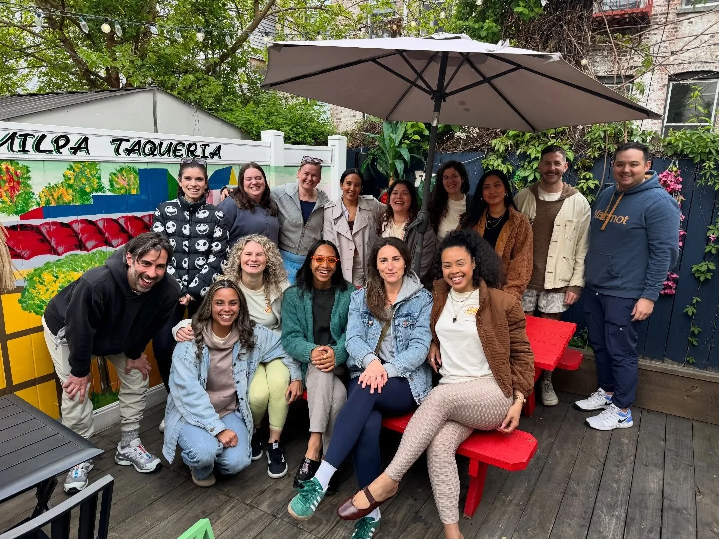 Our Sol tribe got together for a family outing! Missing all those who couldn&rsquo;t make it today or didn&rsquo;t make it in the picture 🌞😎💛