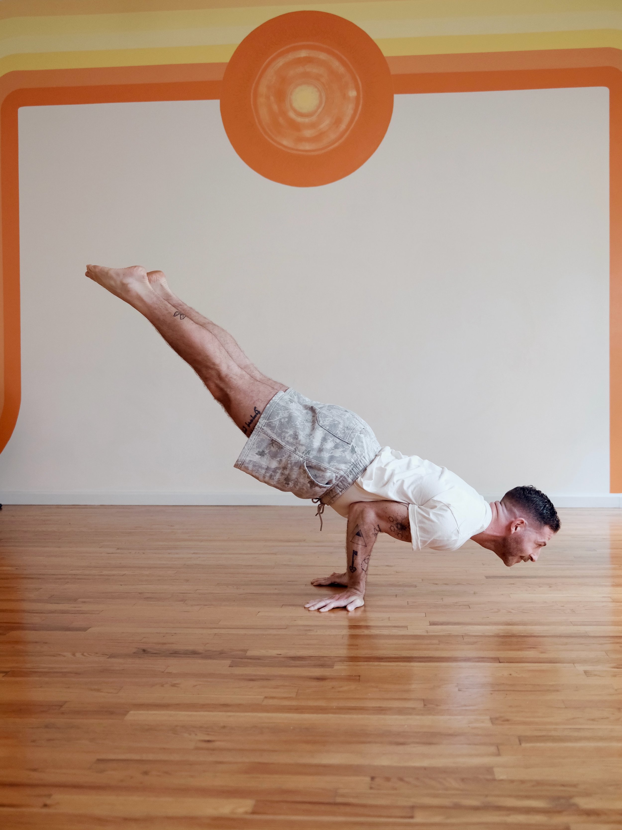Have y&rsquo;all met Daniel yet?🔥

If not, you&rsquo;re seriously missing out. Daniel&rsquo;s classes are known for their rhythmic flows, high energy, and fun beats he creates weekly to match every movement on the mat&hellip;.so you move to a creati