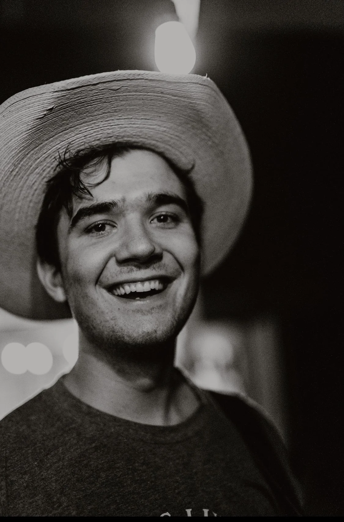 LIVE MUSIC: NOAH JOHNSON