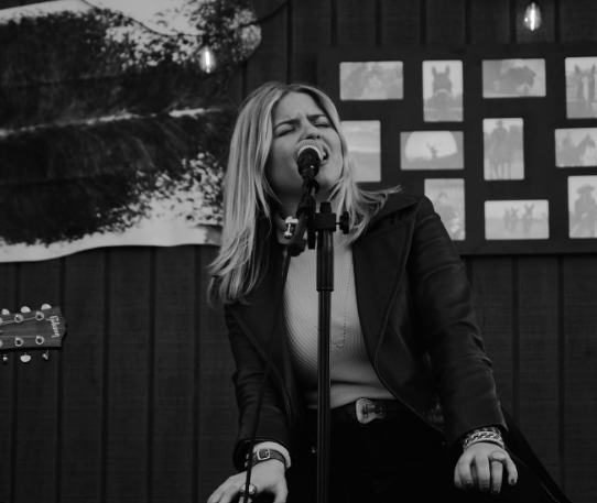 LIVE MUSIC: BRITLEY RED