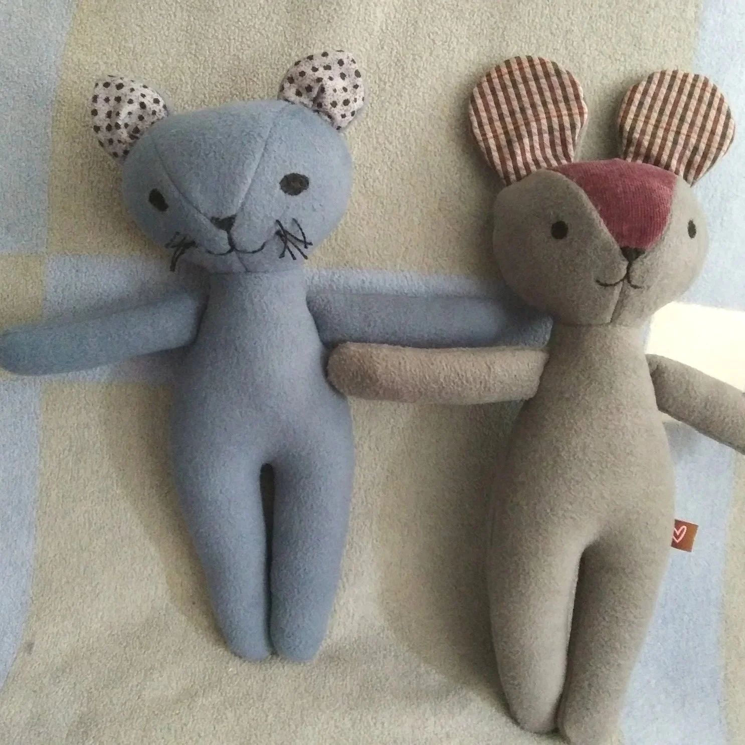 cat+and+mouse.jpg