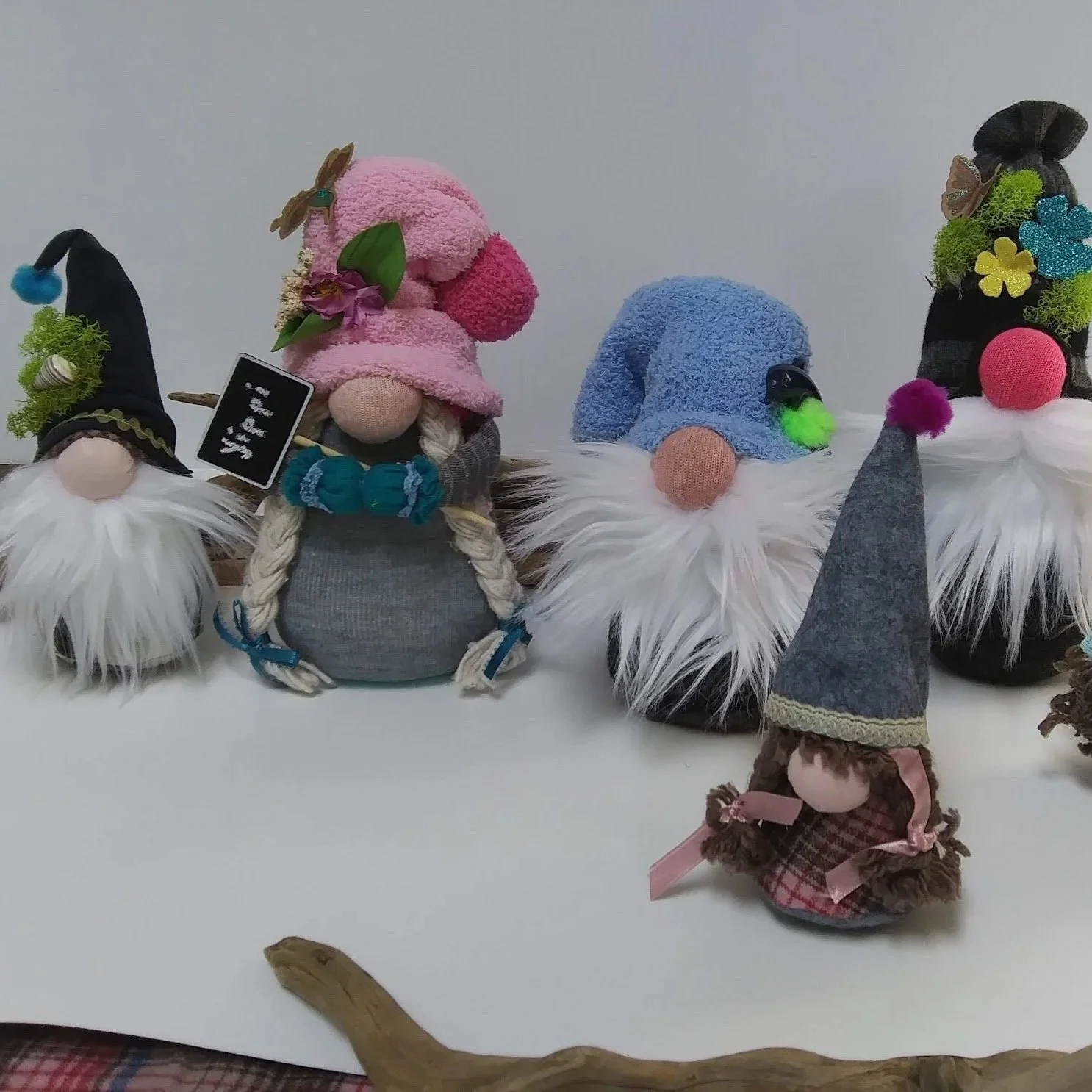 gnome+bunch.jpg