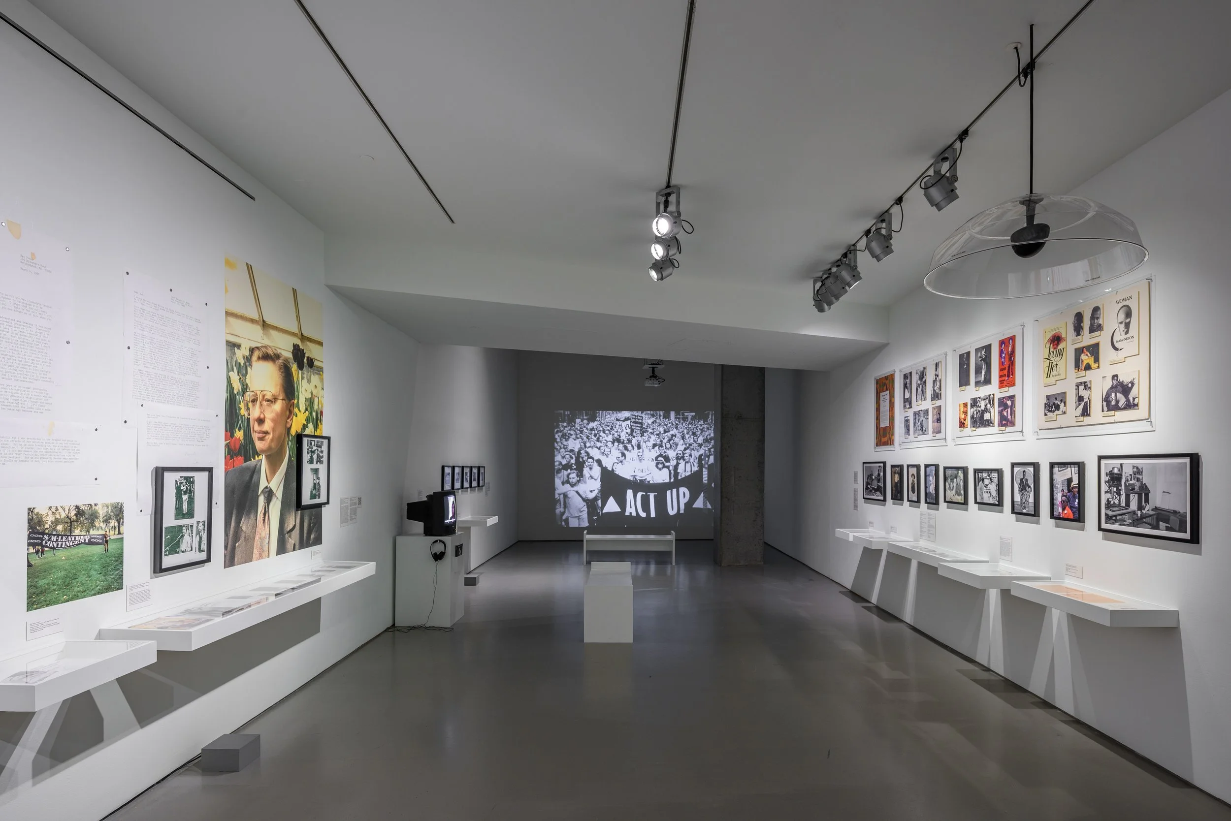 Images-On-Which-To-Build-Exhibition-Photos-21.jpg